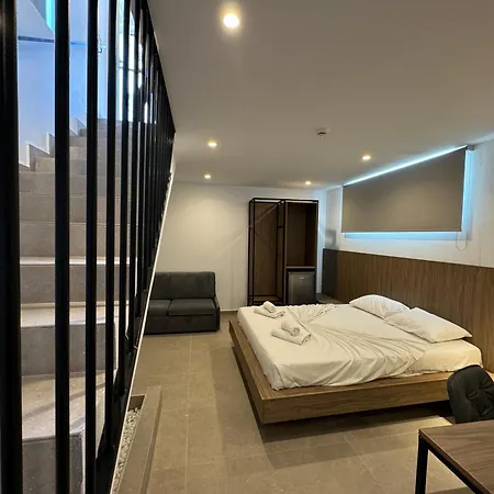 Delfinia Luxury *